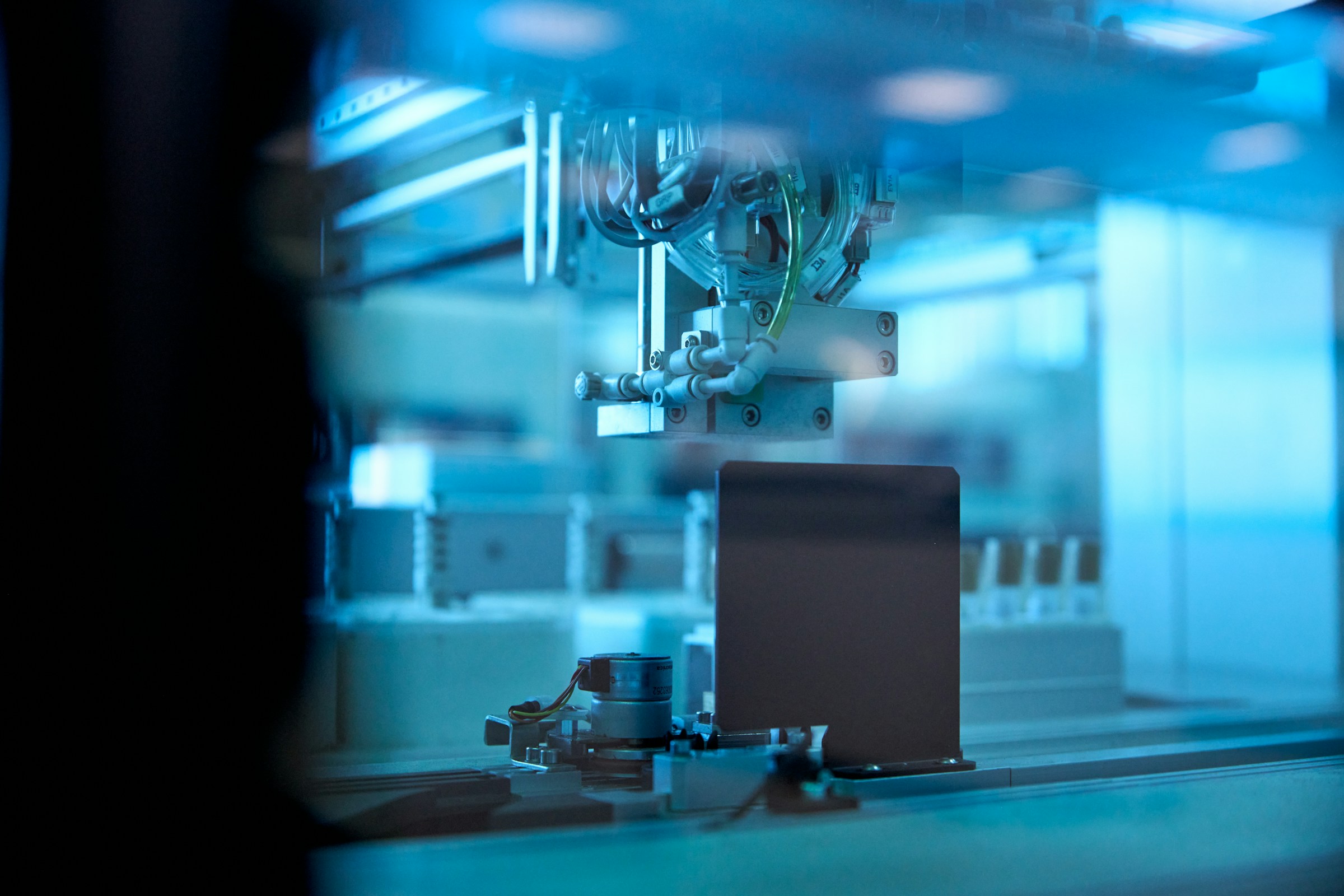 Geautomatiseerde monsterverwerking in een laboratorium